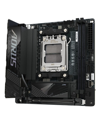 GIGABYTE B850I AORUS PRO Scheda Madre - Supporta processori AMD Ryzen Serie 9000, VRM digitale a 8+2+1 fasi, fino a 8400MHz DDR5
