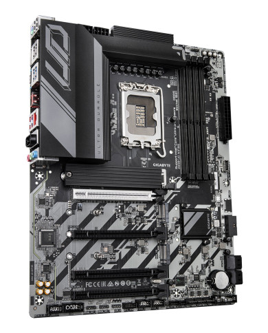 GIGABYTE Z890 UD WIFI6E Scheda Madre - Supporta CPU Intel Core Ultra (Serie 2), VRM a 12+1+2 fasi, fino a 8800MHz DDR5 (OC), 1xP